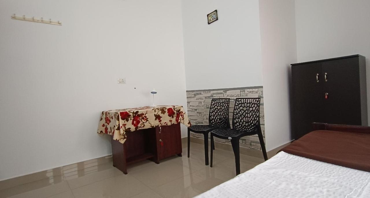 Prakriti Homestay Fortkochi Air Conditioned Rooms Esterno foto