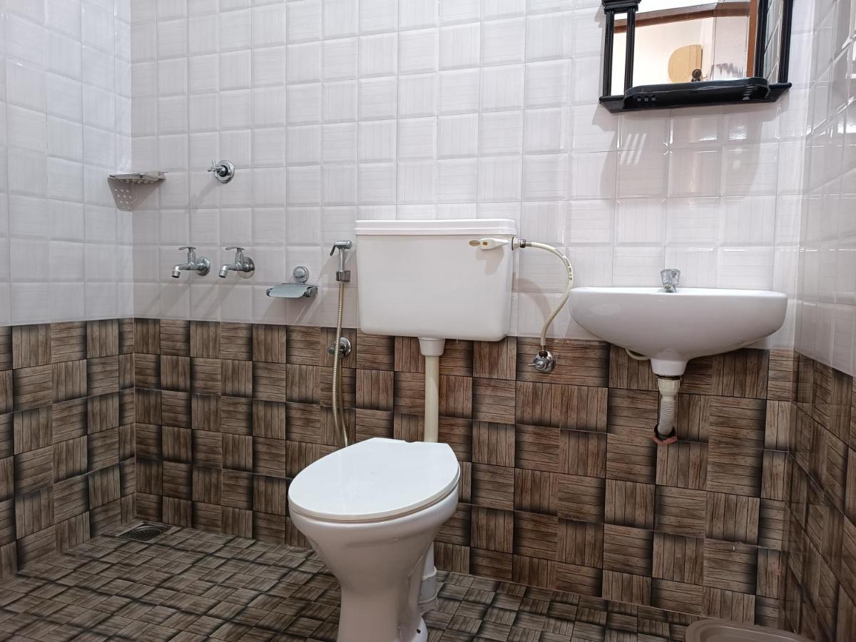 Prakriti Homestay Fortkochi Air Conditioned Rooms Esterno foto