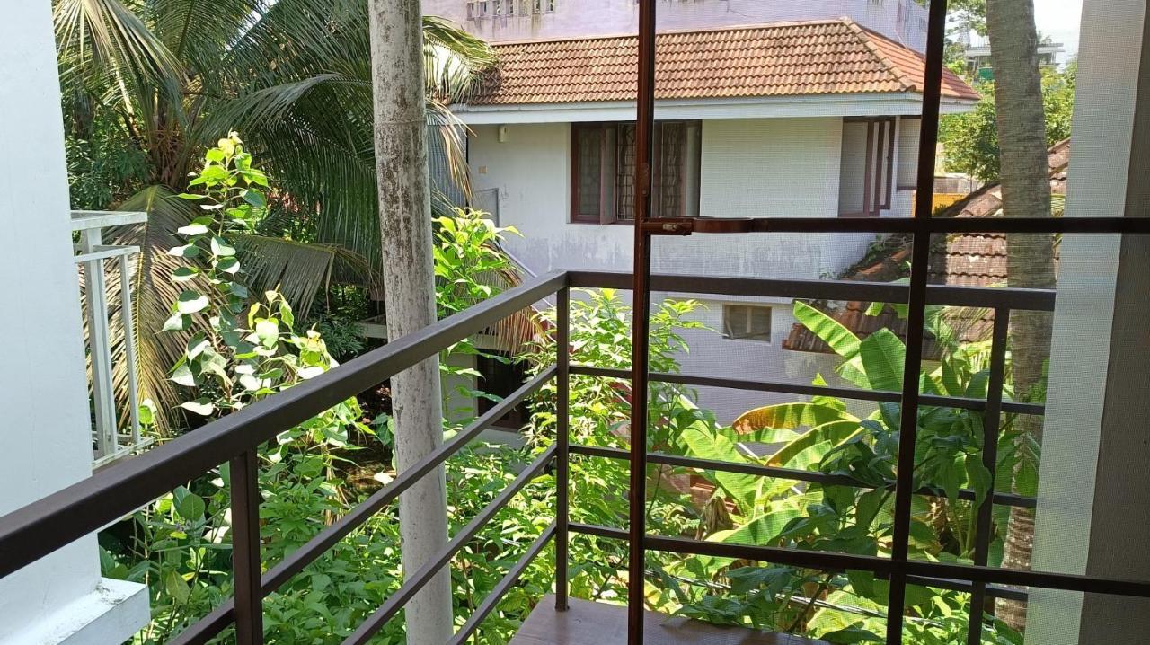 Prakriti Homestay Fortkochi Air Conditioned Rooms Esterno foto